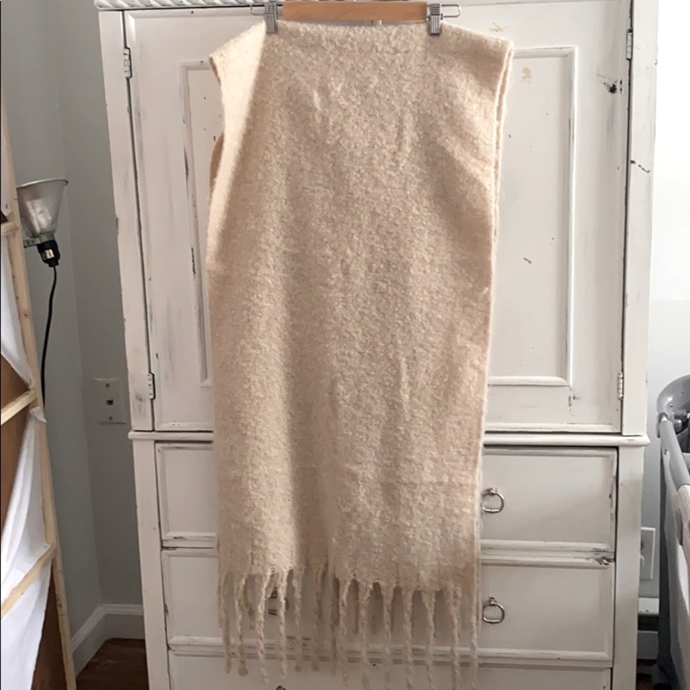 Fabulous Soft 6ft Blanket scarf Neutral